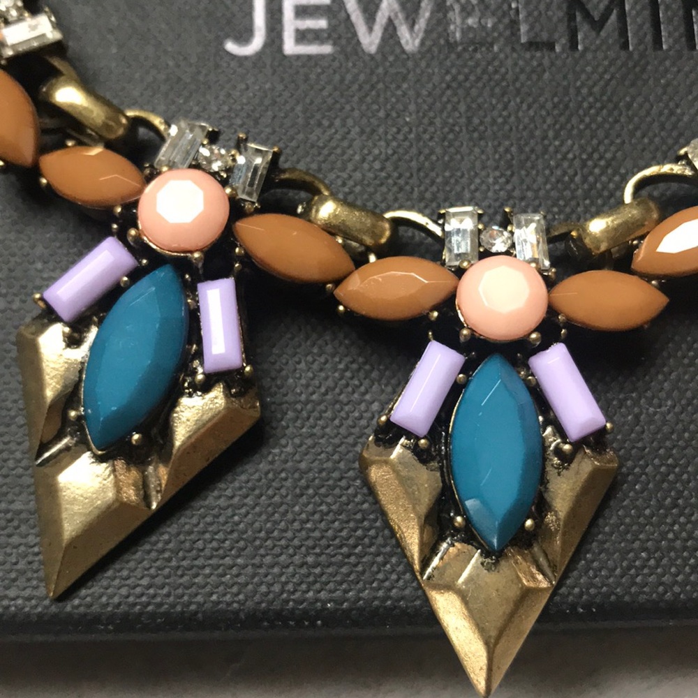 📍GONE📍 JEWELMINT - EUC necklace - Picture 2 of 7